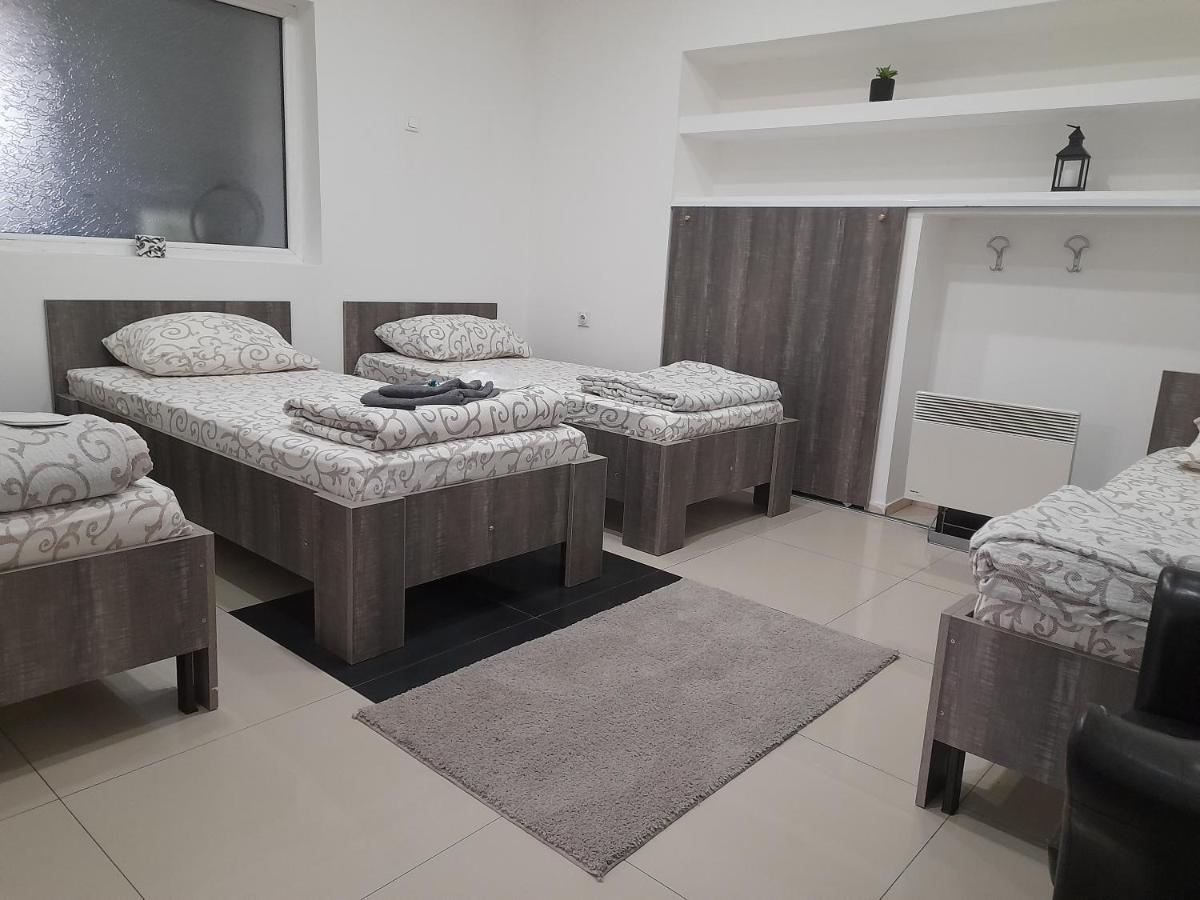 Apartman Mladenovic Apartment Zajecar Exterior photo